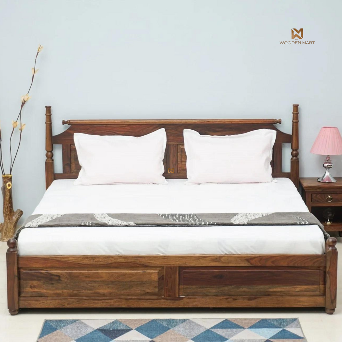 Traditional Solid Sheesham Wood Bed with Turned Posts