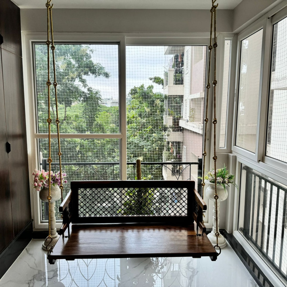 Wooden Reversible Swing With Decorative Jali For Living Room And Balcony